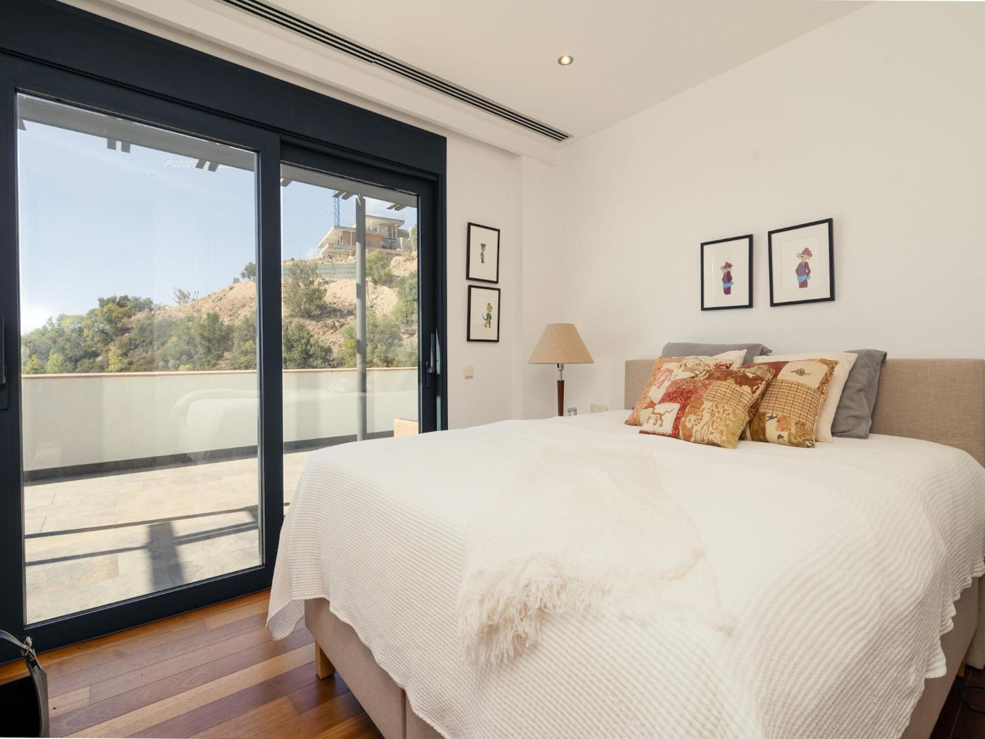 Lavish With Private Pool Marbella