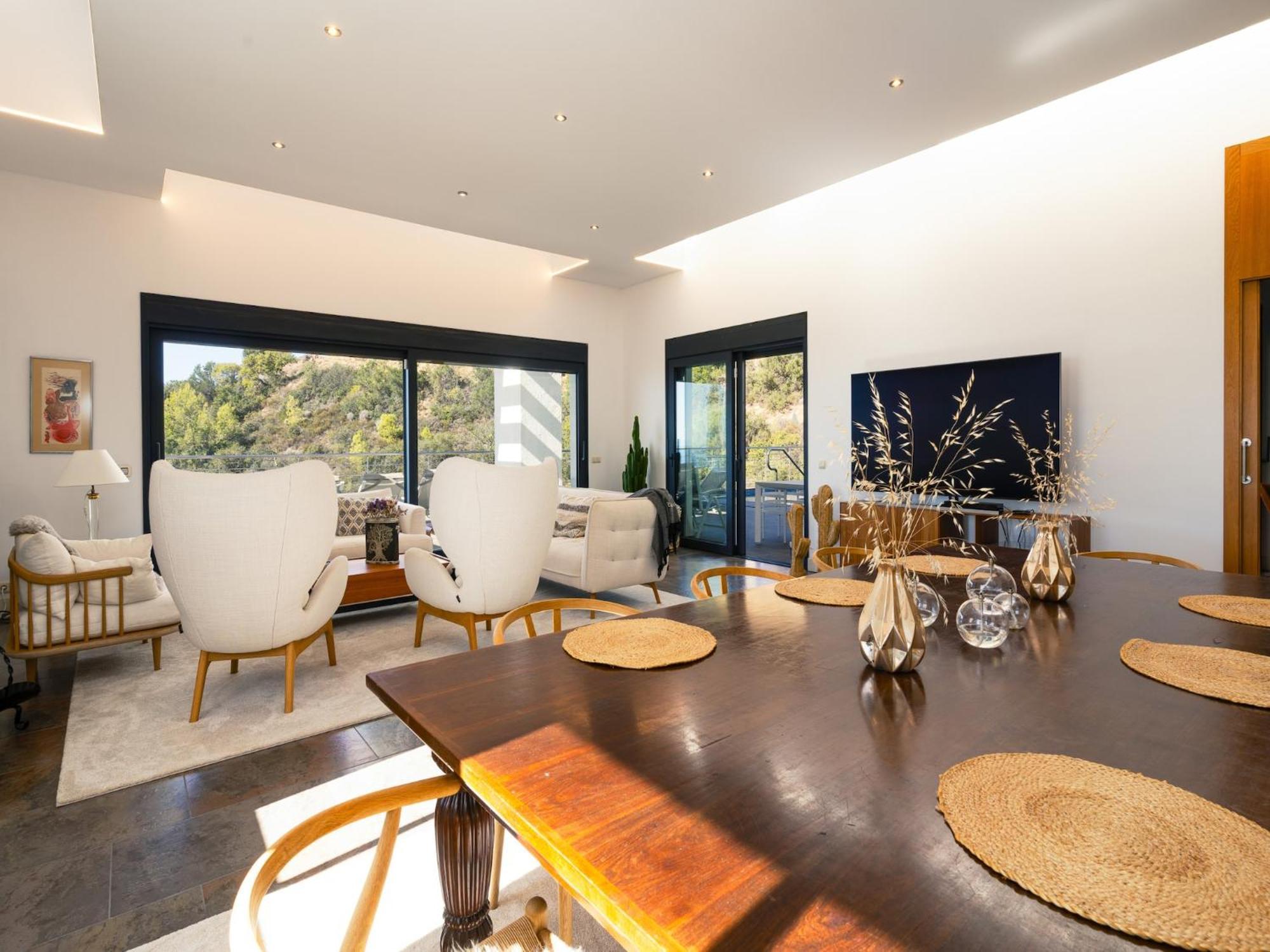 Lavish With Private Pool Villa Marbella