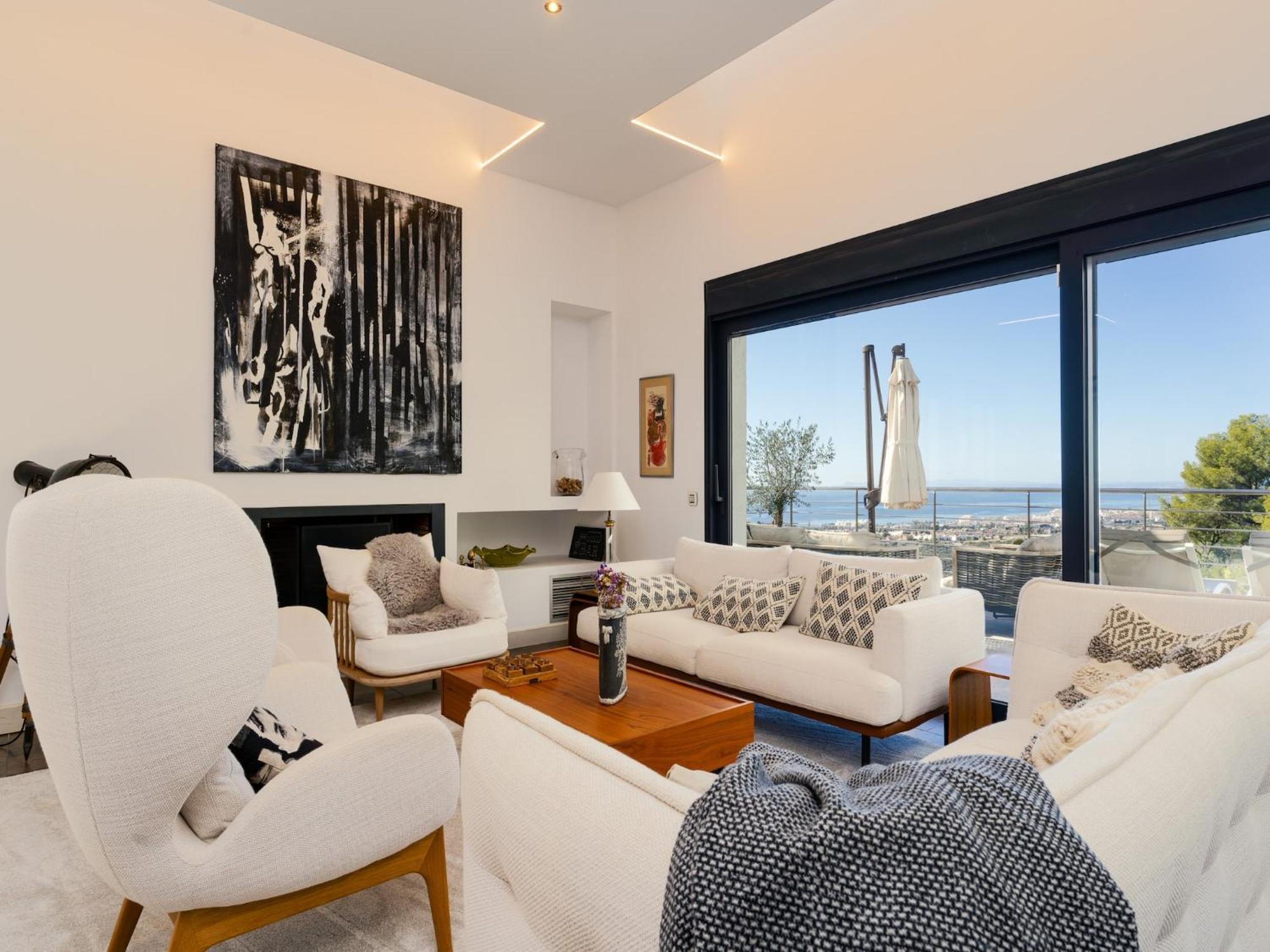 Villa Lavish With Private Pool Marbella