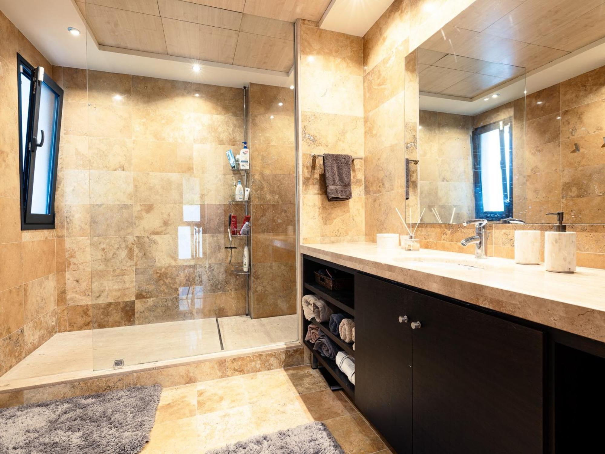 Lavish With Private Pool Pousada *